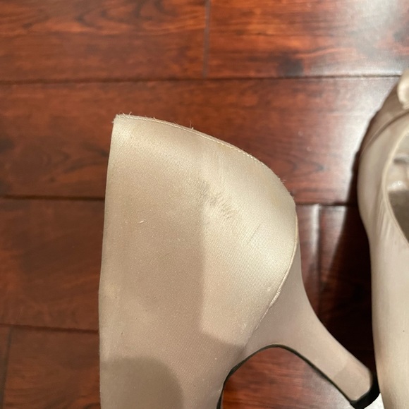 Peach bow heels - Picture 6 of 7